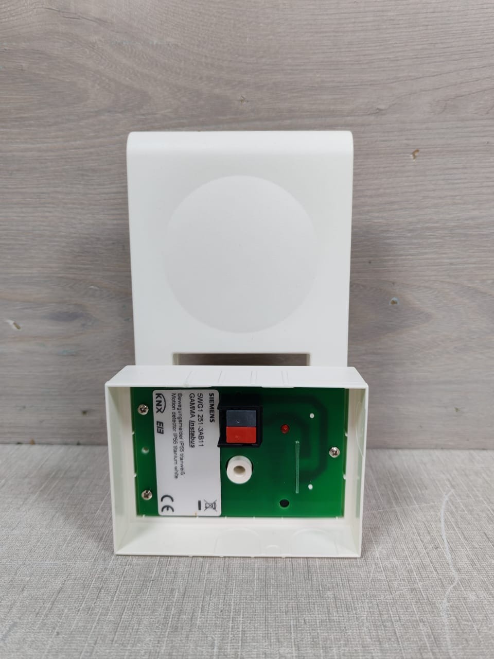 Siemens SIEMENS 5WG1 251-3AB11 SIEMENS 5WG1 251-3AB11 MOTION DETECTOR 4