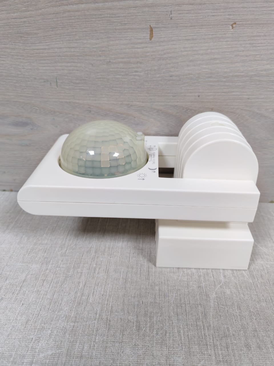 Siemens SIEMENS 5WG1 251-3AB11 SIEMENS 5WG1 251-3AB11 MOTION DETECTOR 5