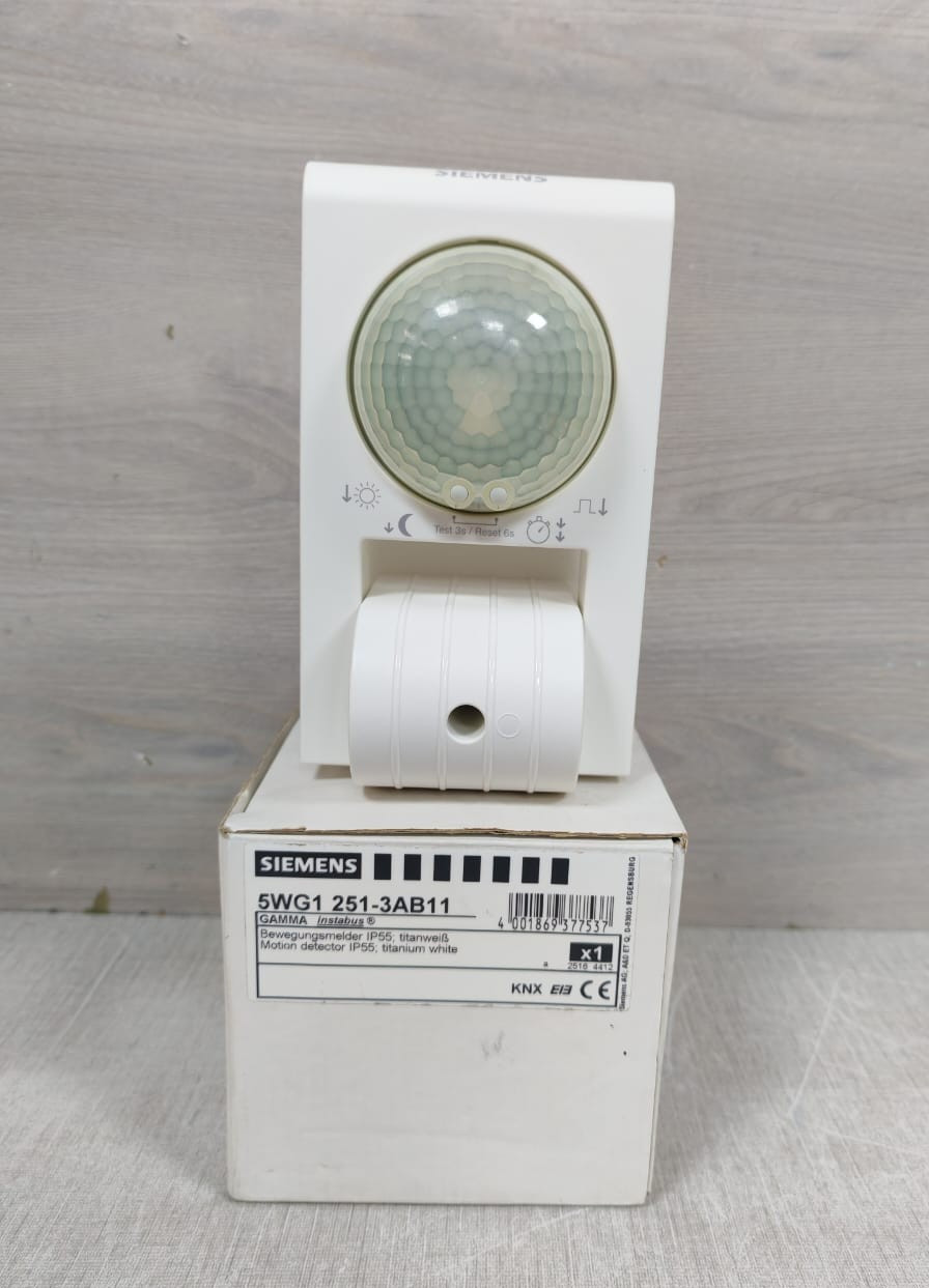 SIEMENS 5WG1 251-3AB11 MOTION DETECTOR