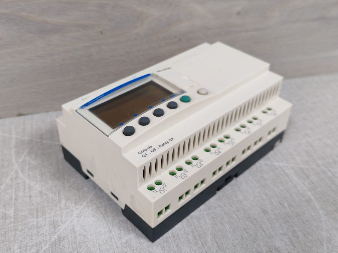 Schneider Electric B201BD Telemecanique By Schneider Electric SR2 B201BD Compact Smart Relay 10