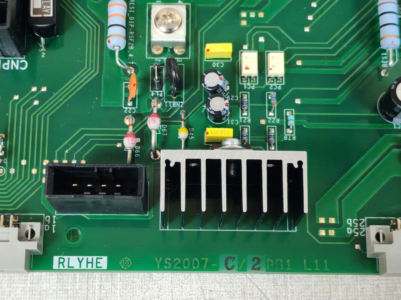 UNKNOWN YS2007 7114604C RLYHE PCB Board YS2007 4