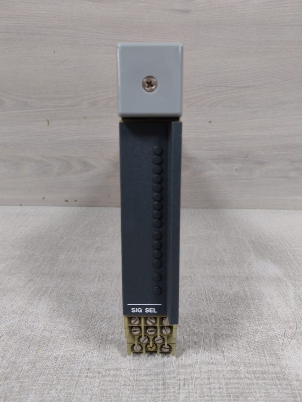 Foxboro N0301KN FOXBORO SIG SEL N0301KN J 2AX+SSL ST A SIGNAL SELECTOR MODULE 2
