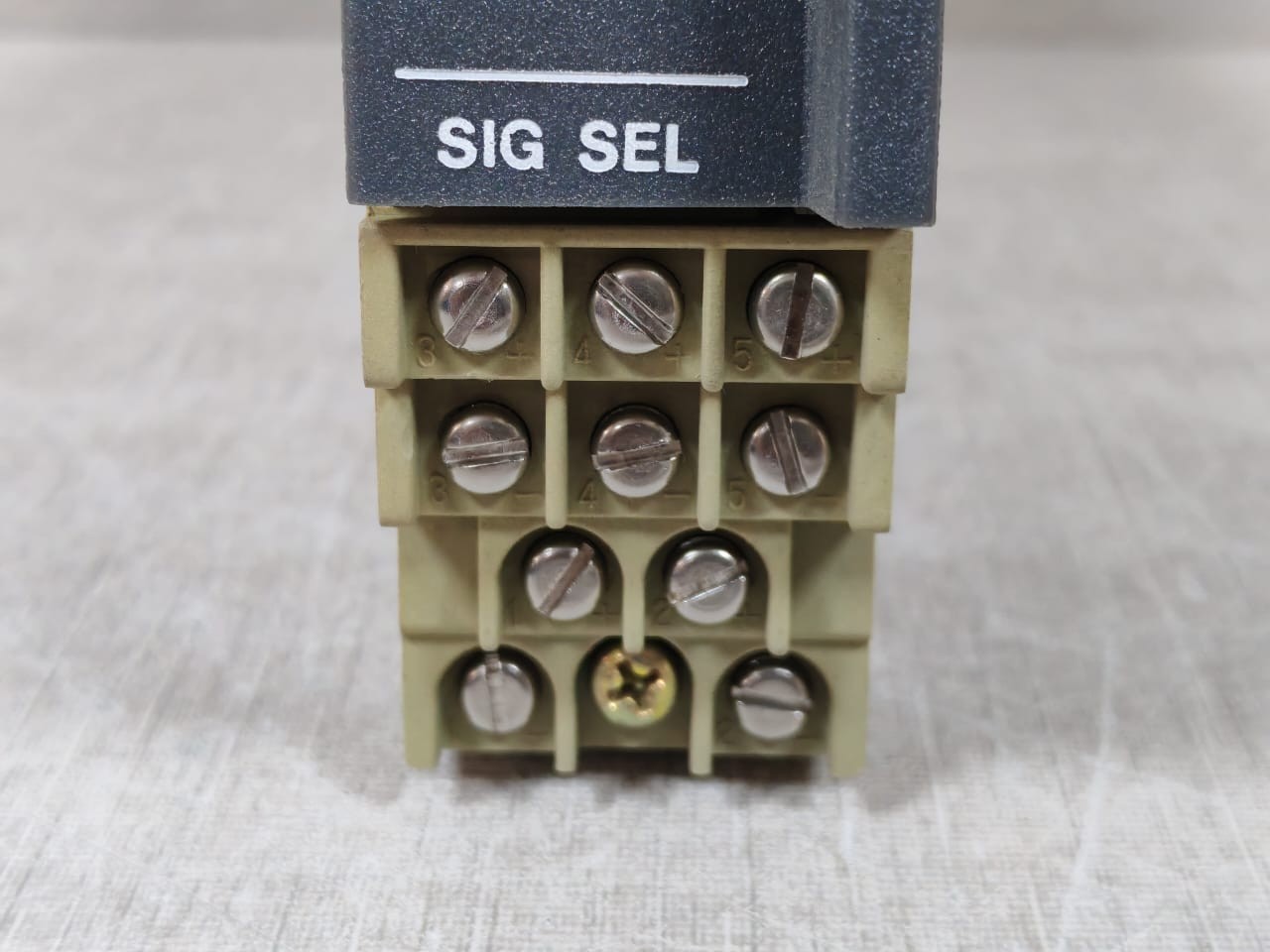 Foxboro N0301KN FOXBORO SIG SEL N0301KN J 2AX+SSL ST A SIGNAL SELECTOR MODULE 3