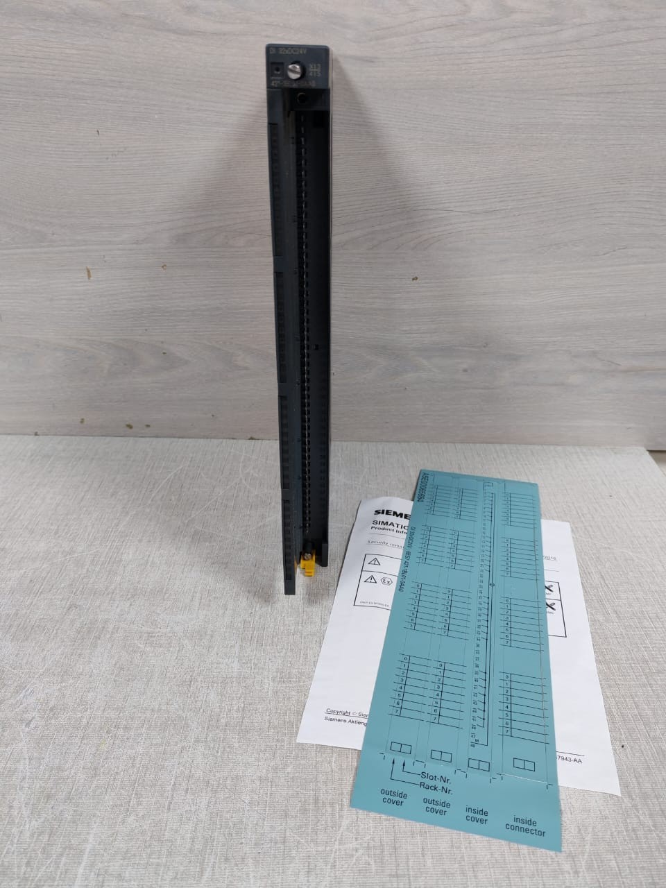 SIEMENS SIMATIC S7-400 6ES7 421-1BL01-0AA0 SIGNAL MODULE