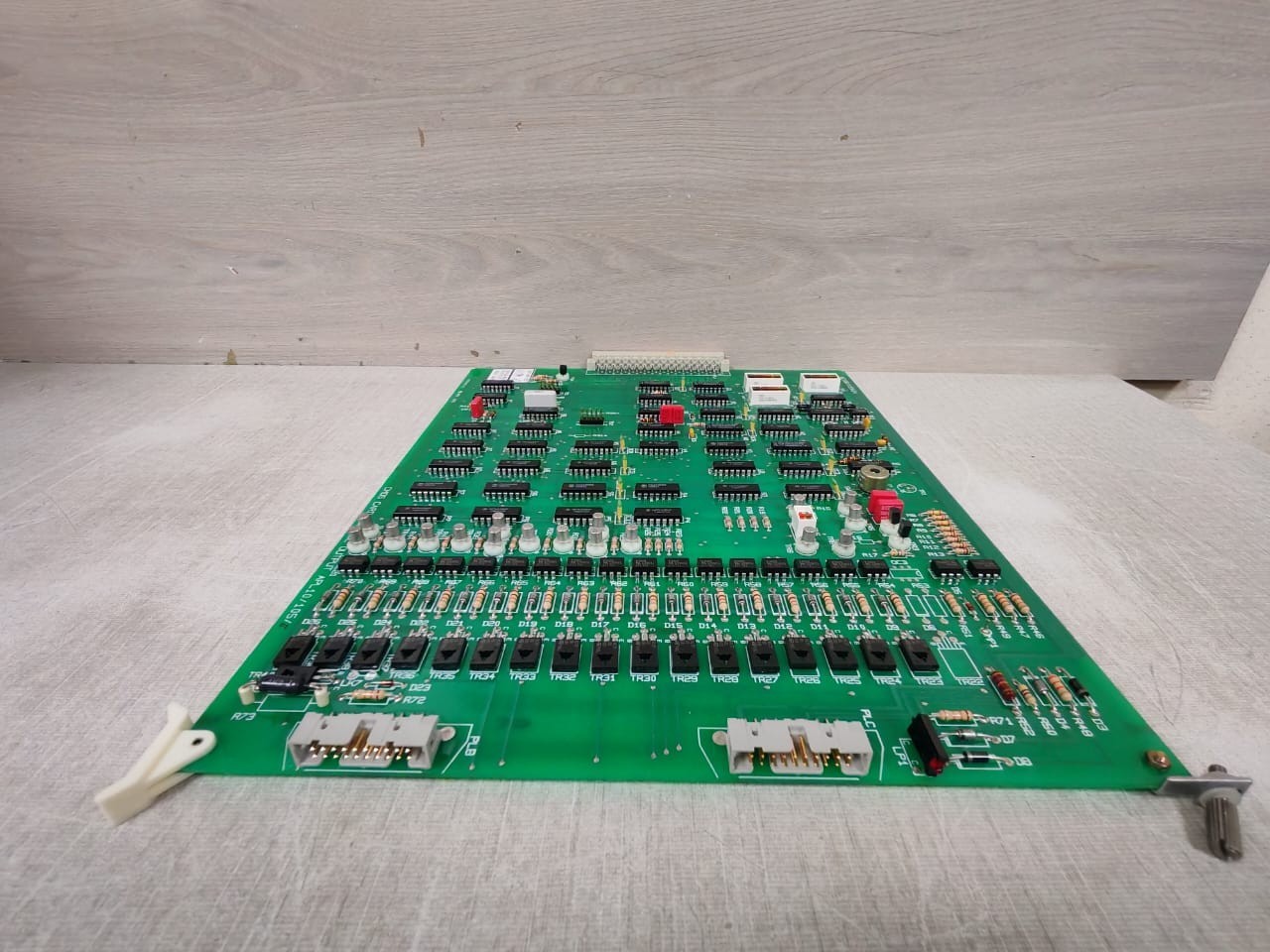 UNKNOWN APL10/105/5 APL10/105/5 CMOS CARD CONTROL OUTPUT AE166/105AI4 6