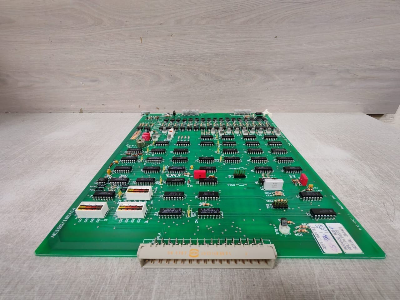 UNKNOWN APL10/105/5 APL10/105/5 CMOS CARD CONTROL OUTPUT AE166/105AI4 7