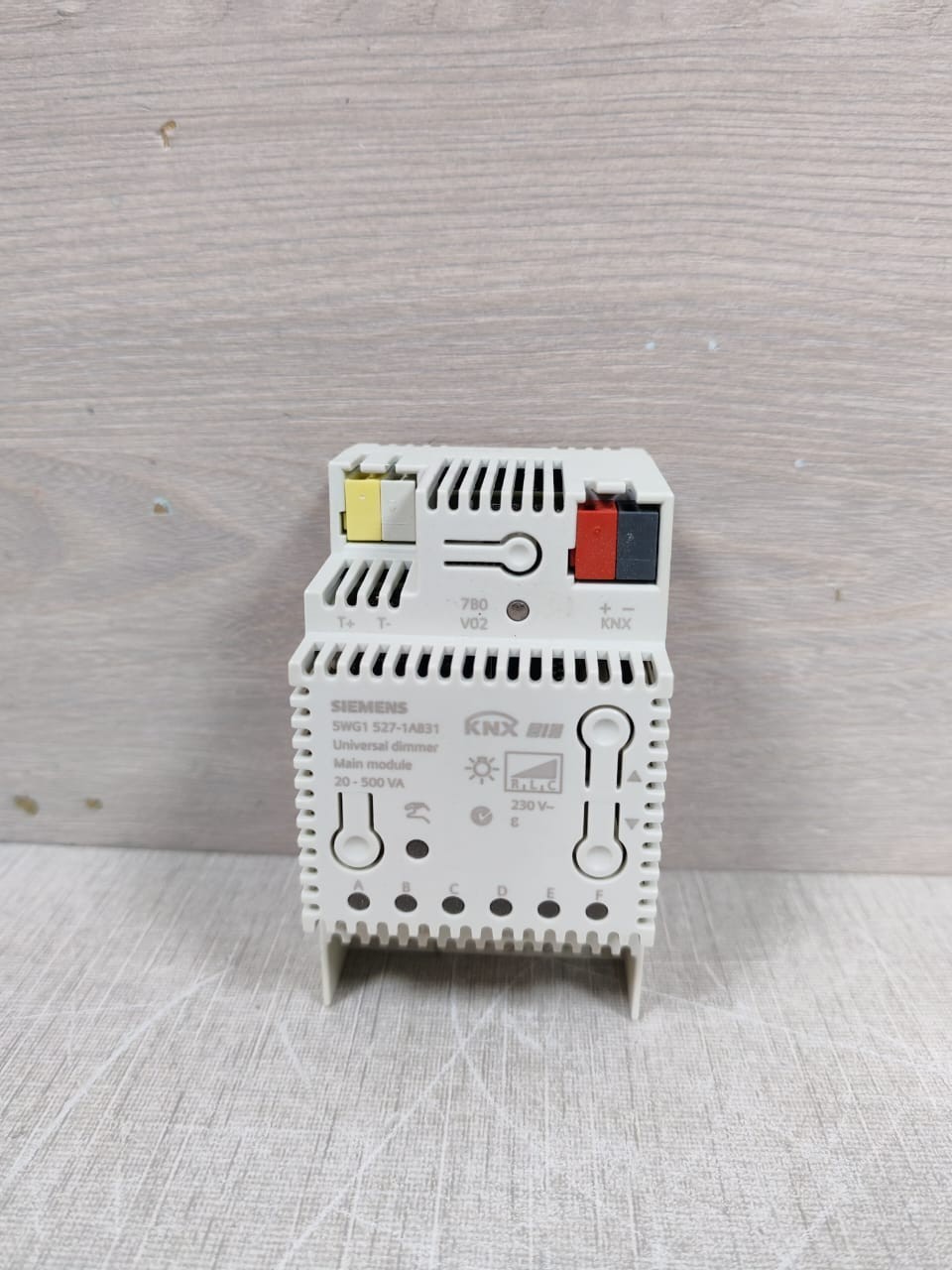 Siemens SIEMENS 5WG1 527-1AB31 SIEMENS 5WG1 527-1AB31 GAMMA INSTABUS 2