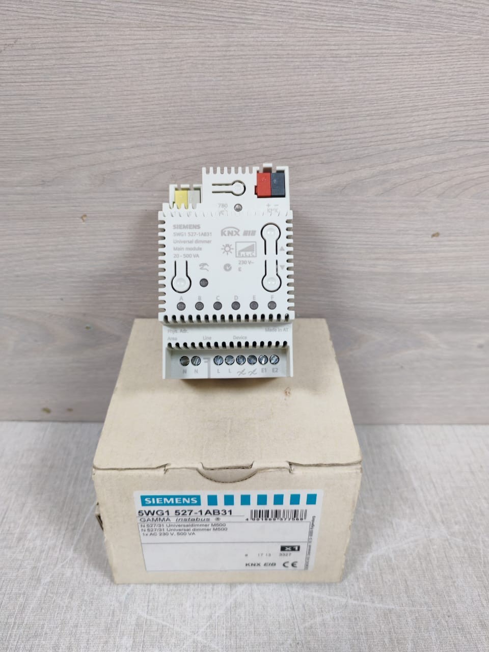 SIEMENS 5WG1 527-1AB31 GAMMA INSTABUS