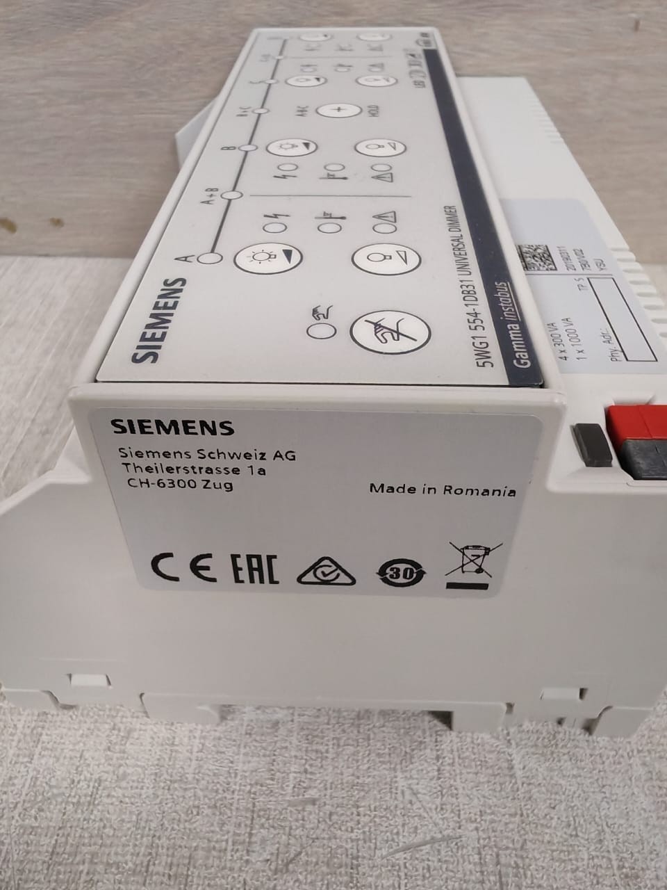Siemens SIEMENS 5WG1 554-1DB31 SIEMENS 5WG1 554-1DB31 GAMMA INSTABUS UNIVERSAL DIMMER 7