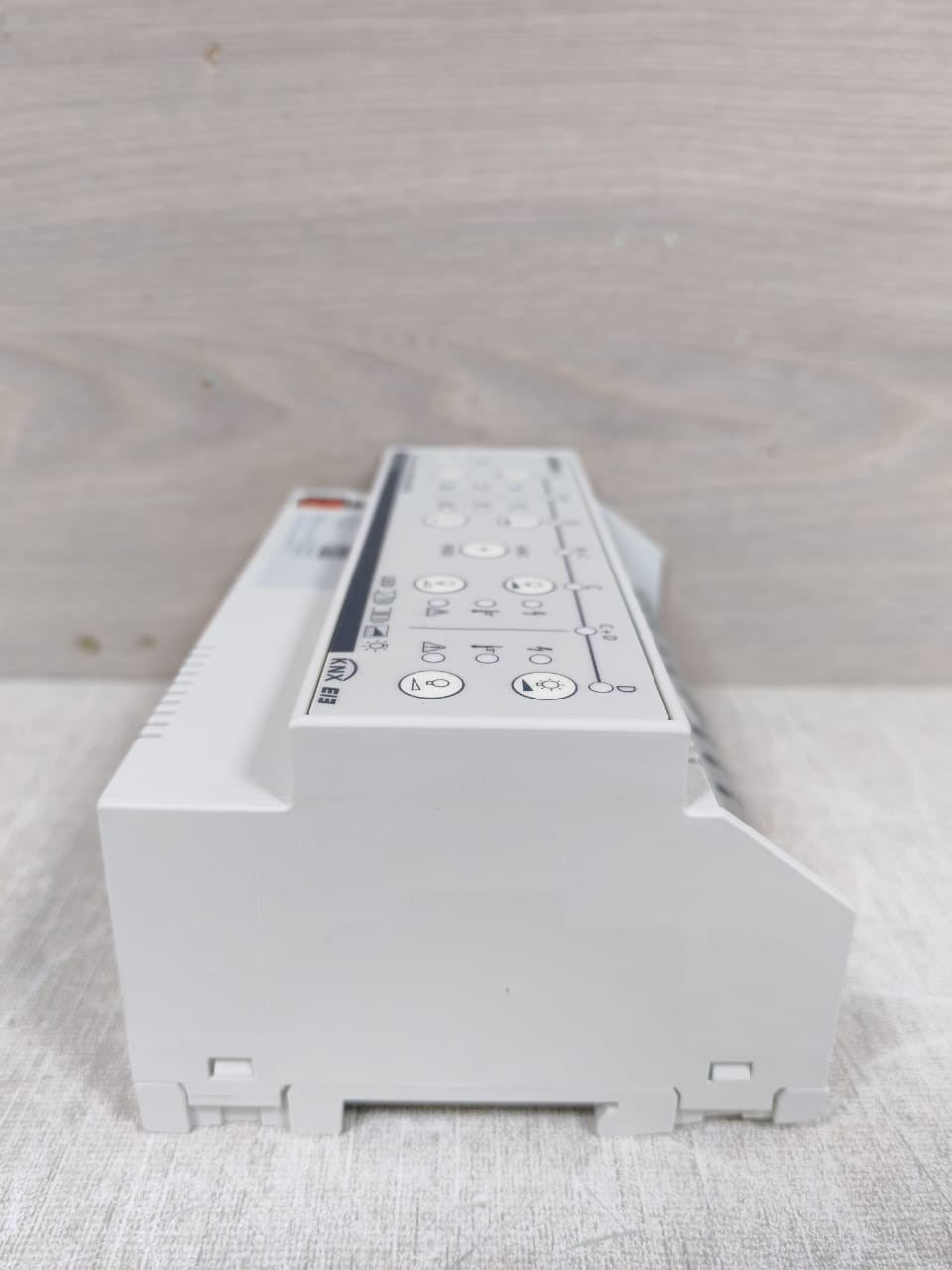 Siemens SIEMENS 5WG1 554-1DB31 SIEMENS 5WG1 554-1DB31 GAMMA INSTABUS UNIVERSAL DIMMER 8