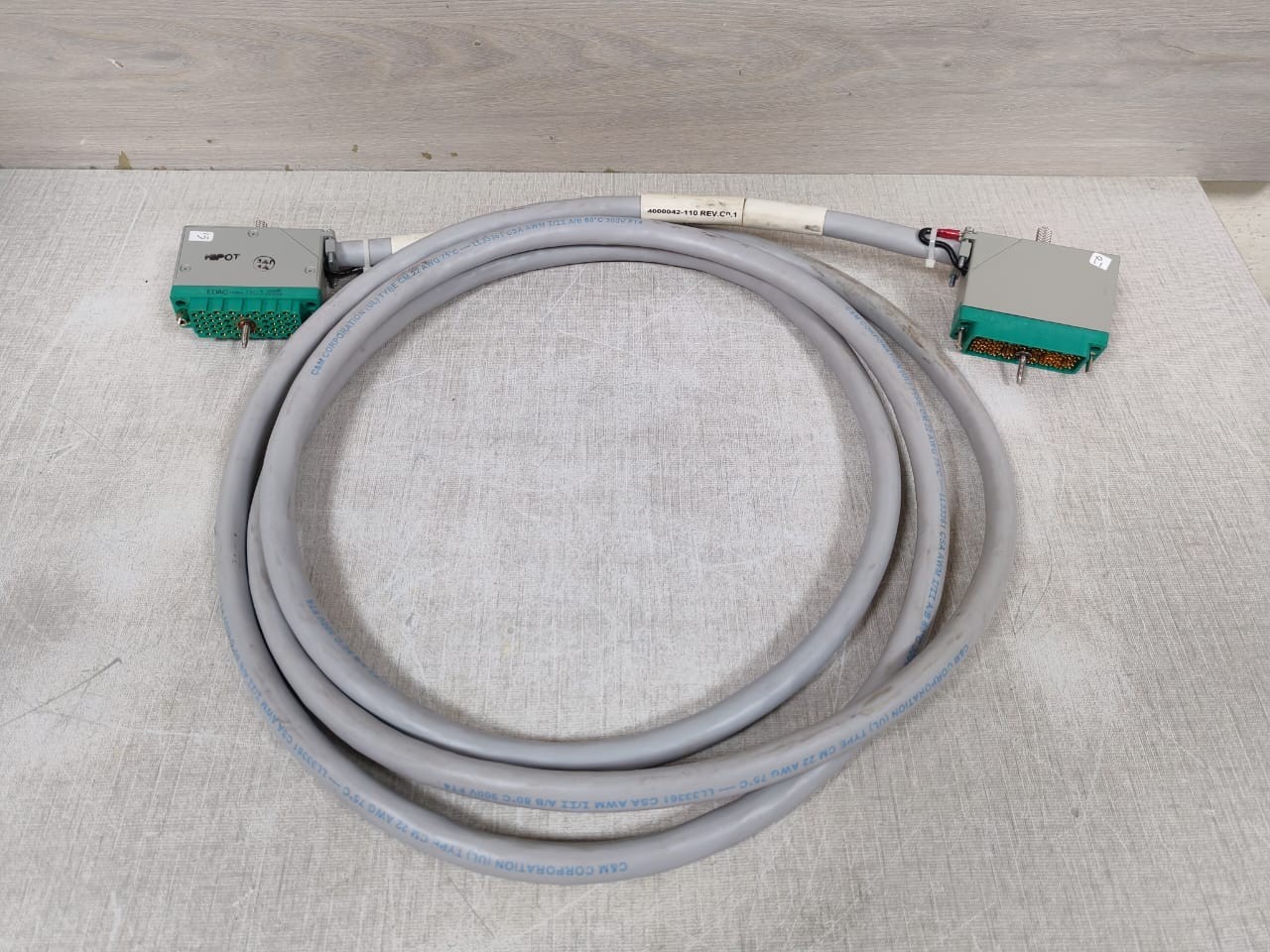 C&M CORP.CM22 AWG LL33361 CSA 300V FT4 CABLE ASSEMBLY WITH RUSTY PART
