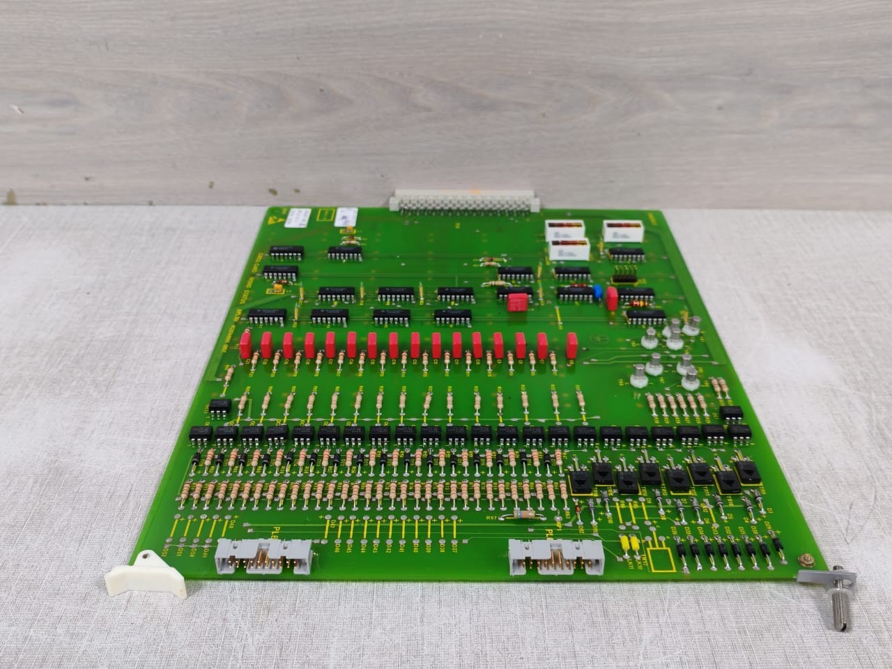 Unbranded E166/100.12 APL10/101/3 CMOS CARD WORD STATUS E166/100.12 6