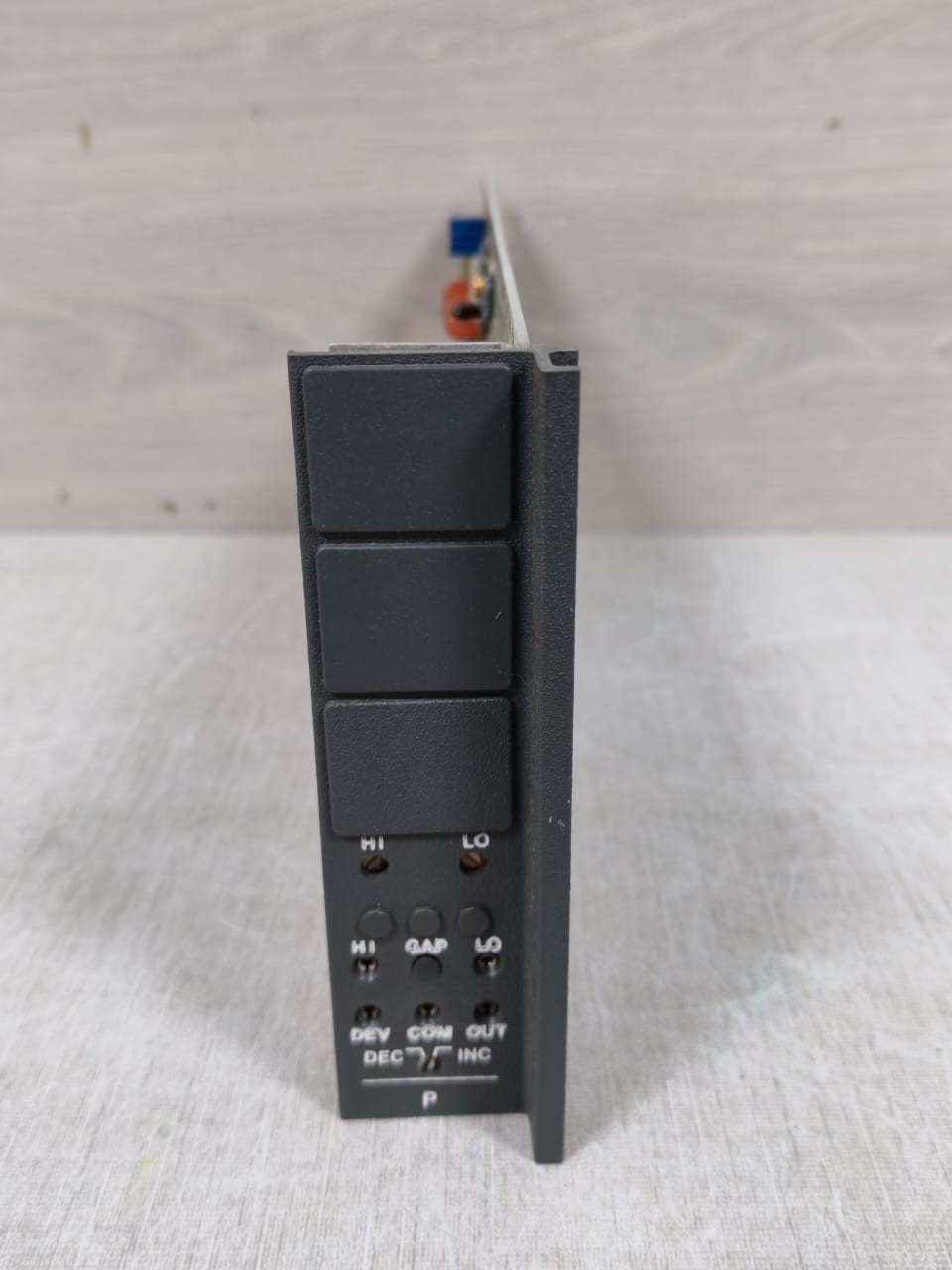 Foxboro 2AX+T2 FOXBORO 2AX+T2 System Module Controller 2