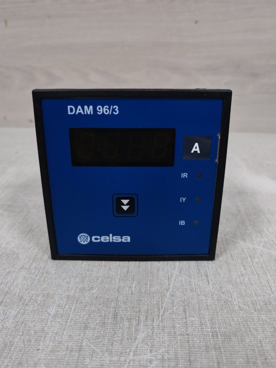 CELSA DAM 96/3 CELSA DAM 96/3 AC AMMETER 48VDC 2