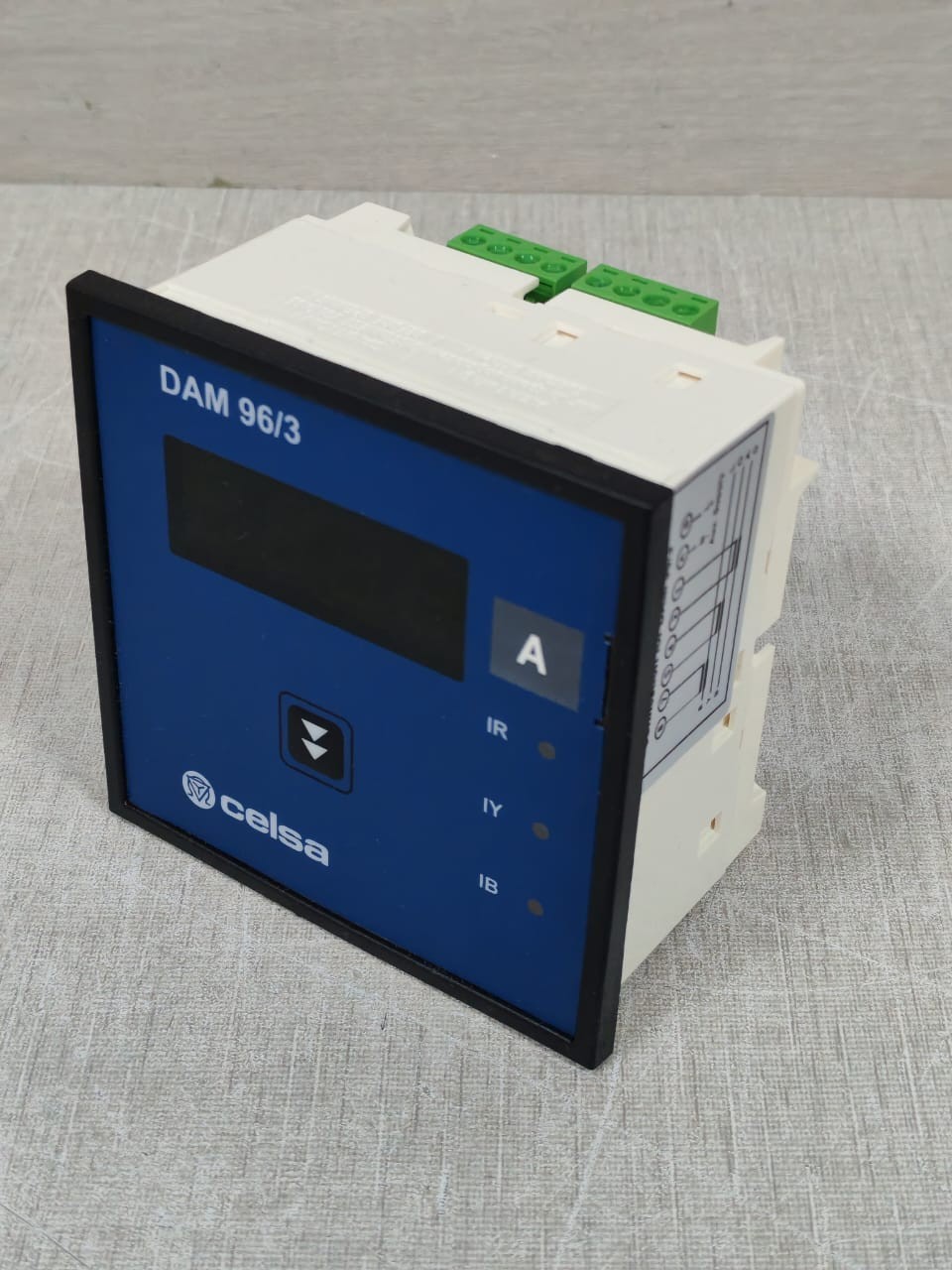 CELSA DAM 96/3 CELSA DAM 96/3 AC AMMETER 48VDC 6