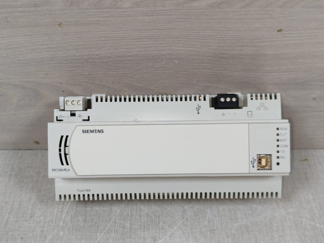 Siemens PXC100-PE96.A Programmable Controller