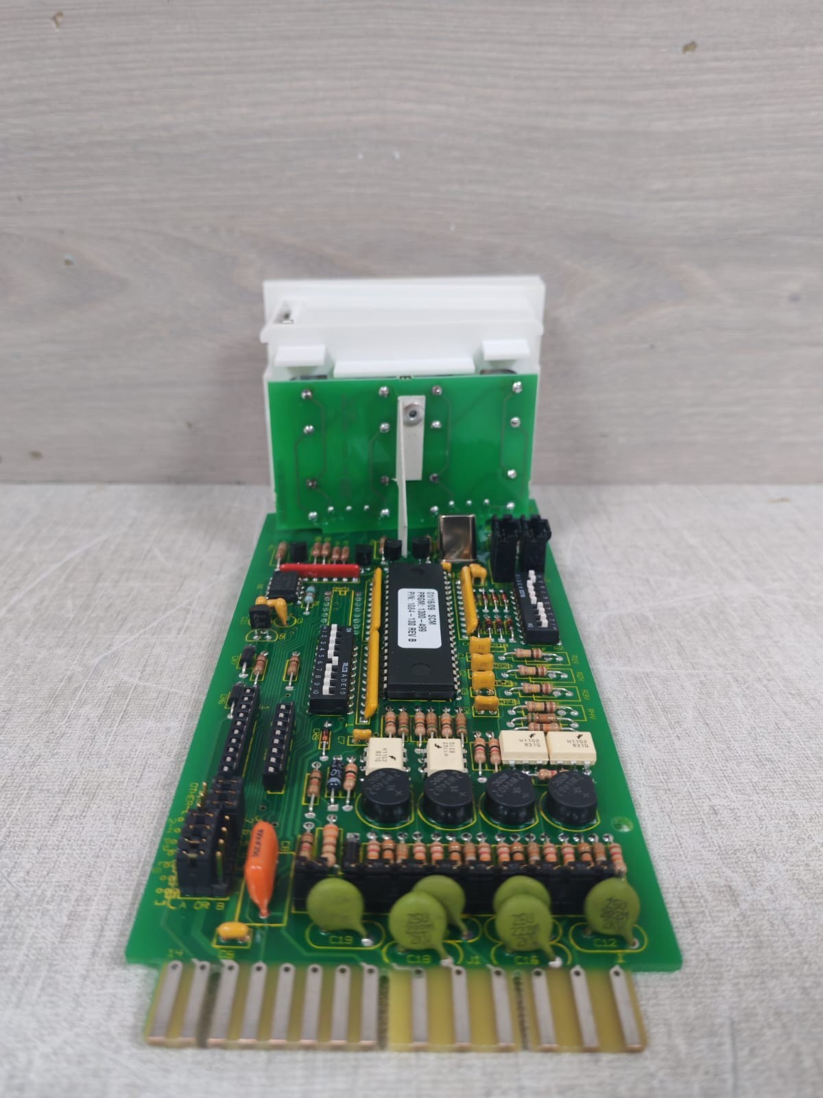 RIS AN-3143 RIS AN 3143 1081 888 Rev.a AN 3143 PCB Board Circuit 4