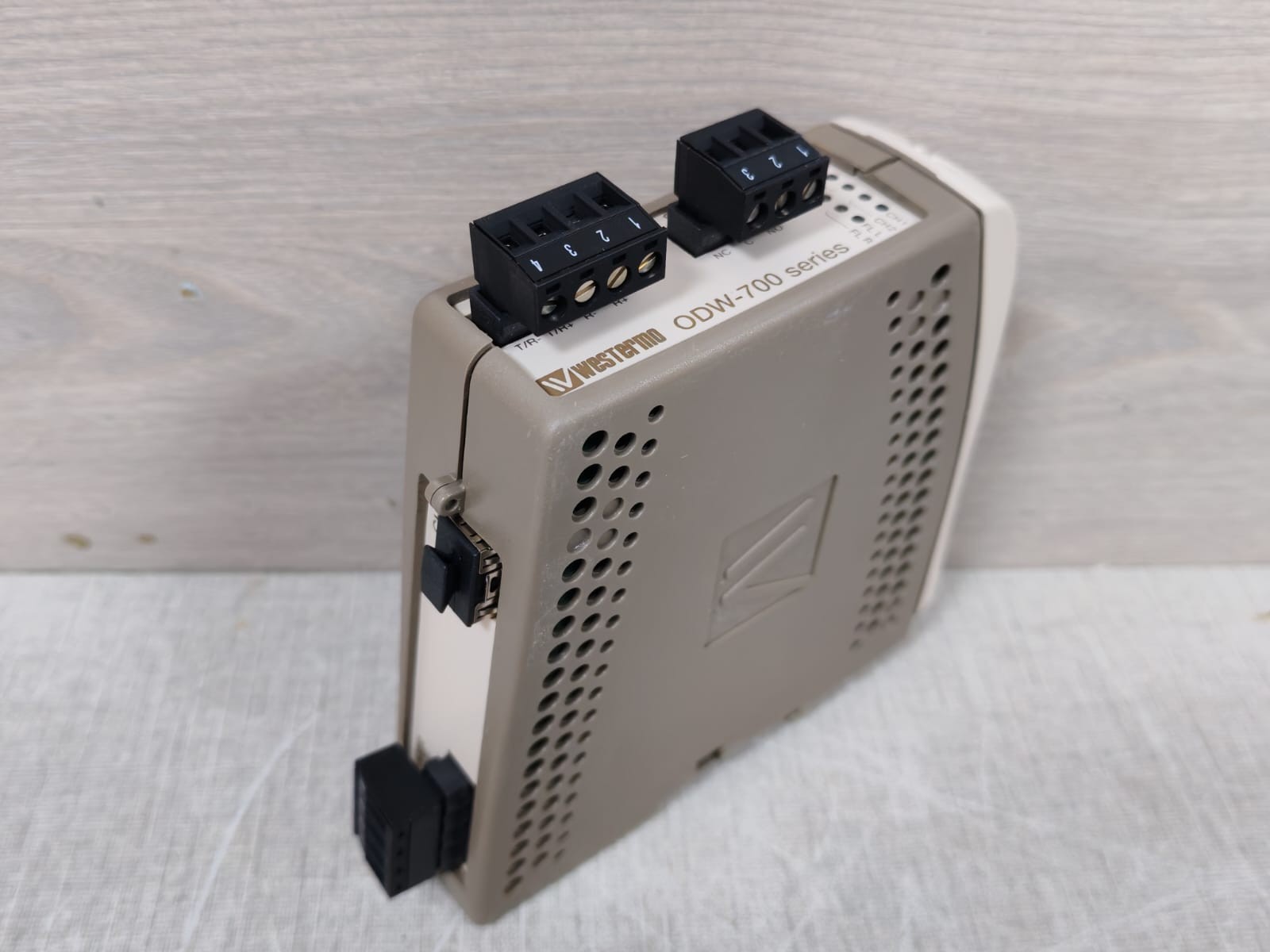 westermo 3649-0218 Westermo ODW-730-F1-H Fibre Converter 3649-0218 10