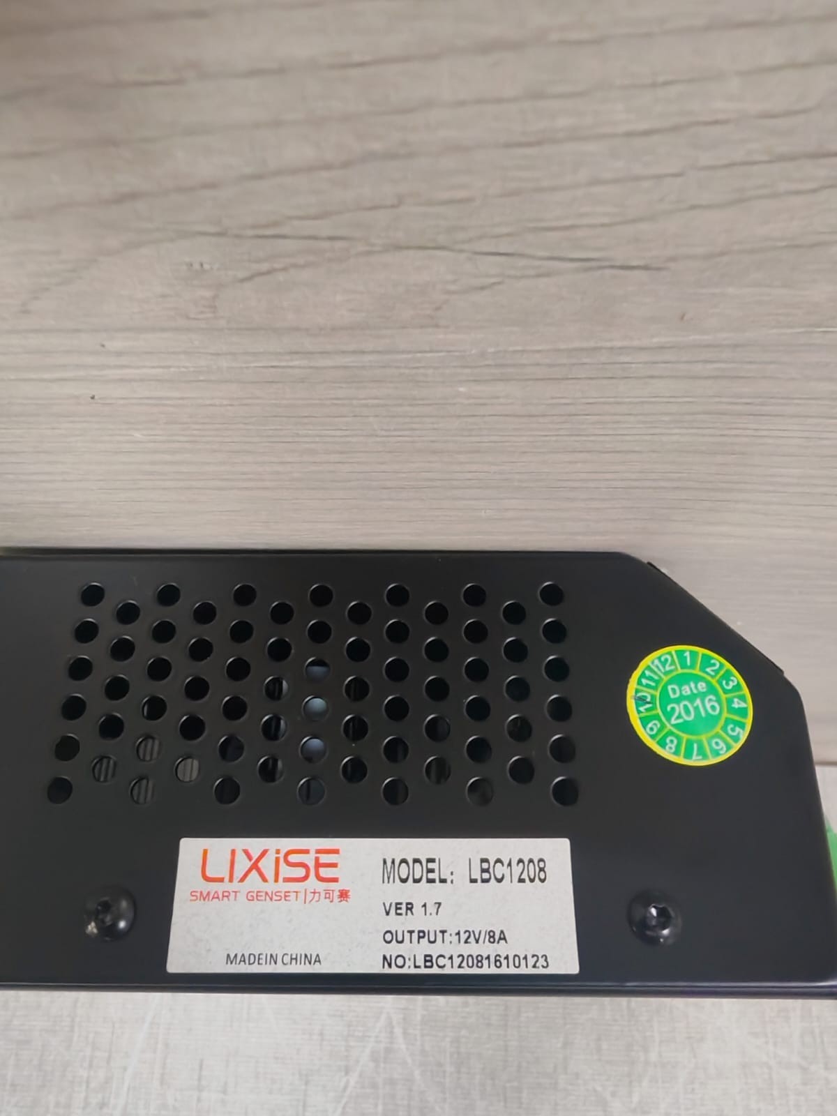 LIXISE LBC1208 LIXISE LBC1208 BATTERY CHARGER 9