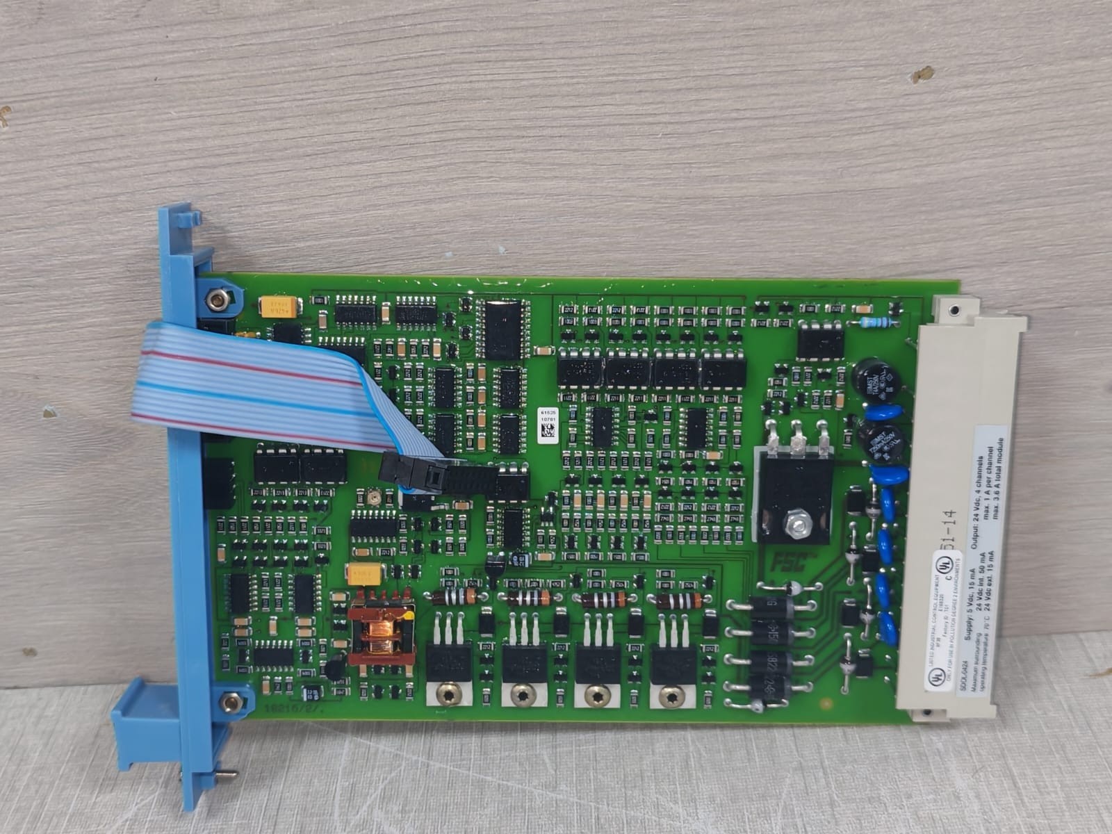 Honeywell SDOL-0424 CC V1.2 Honeywell SDOL-0424 CC V1.2 Digital Output Module 4