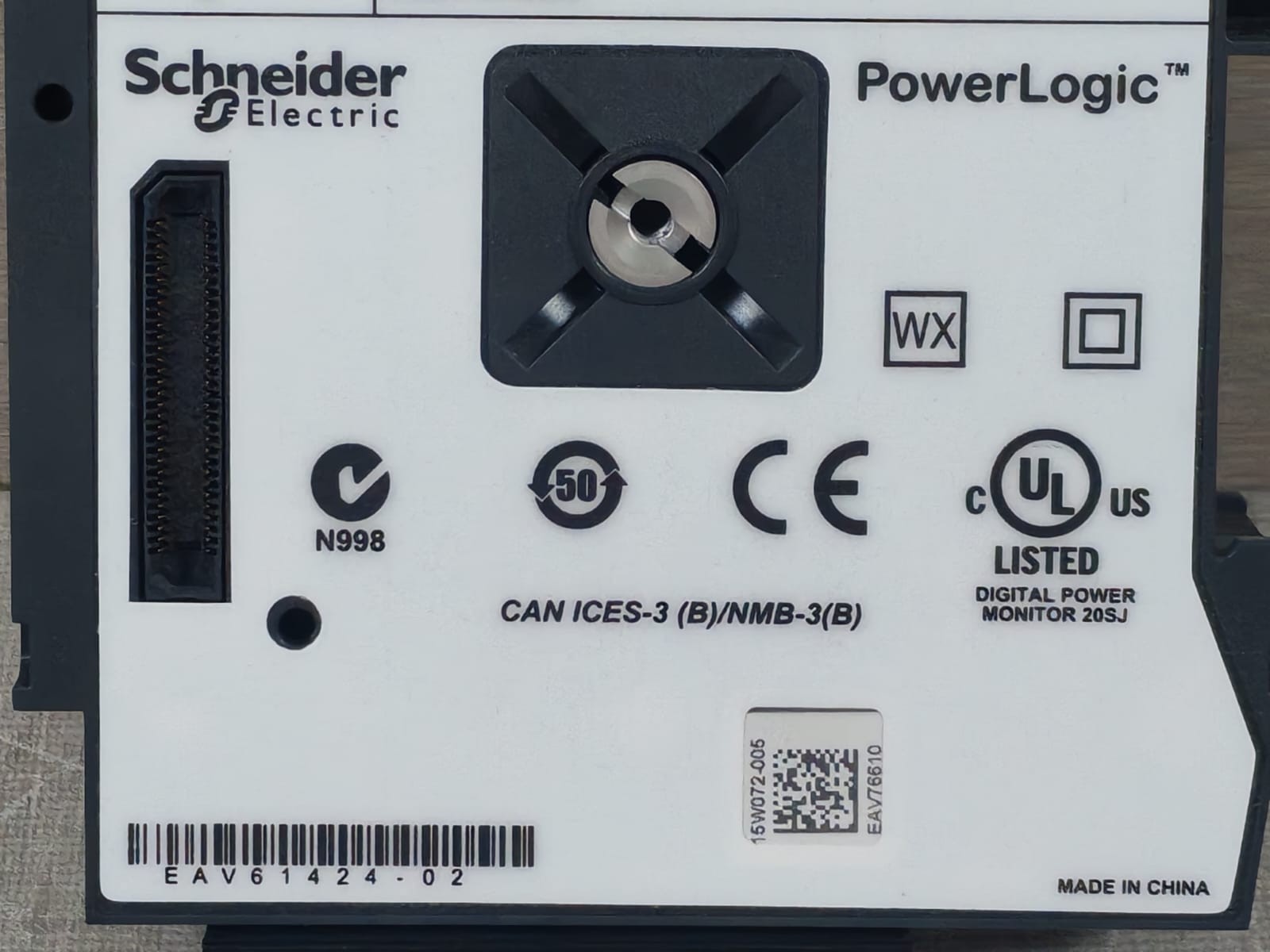 Schneider METSEPM89M0024 Schneider Electric METSEPM89M0024 PowerLogic I/O Module 4