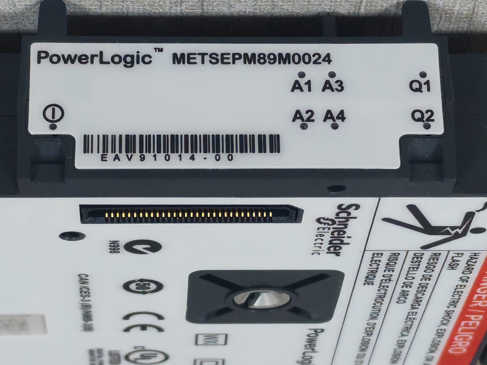 Schneider METSEPM89M0024 Schneider Electric METSEPM89M0024 PowerLogic I/O Module 5