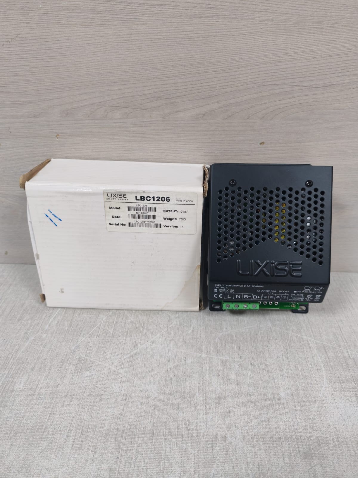 LIXISE LBC1206 LIXISE LBC1206 BATTERY CHARGER 2