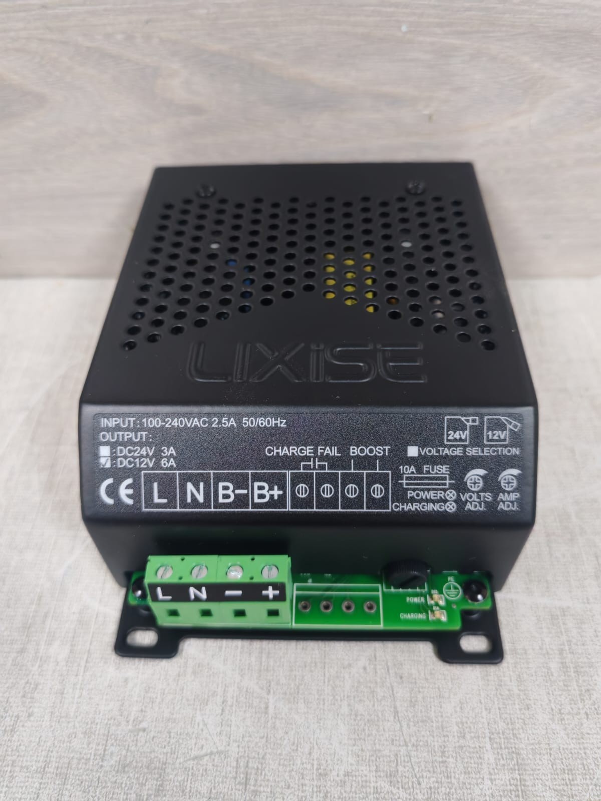 LIXISE LBC1206 LIXISE LBC1206 BATTERY CHARGER 3