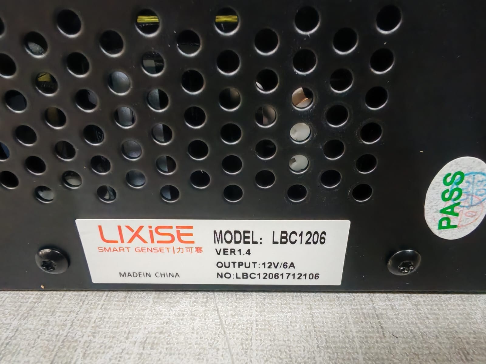 LIXISE LBC1206 LIXISE LBC1206 BATTERY CHARGER 5