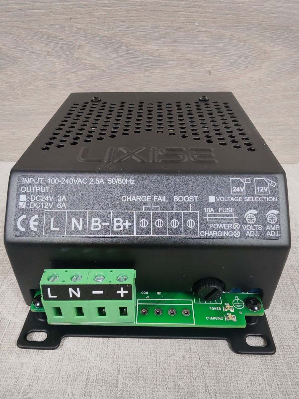 LIXISE LBC1206 LIXISE LBC1206 BATTERY CHARGER 7