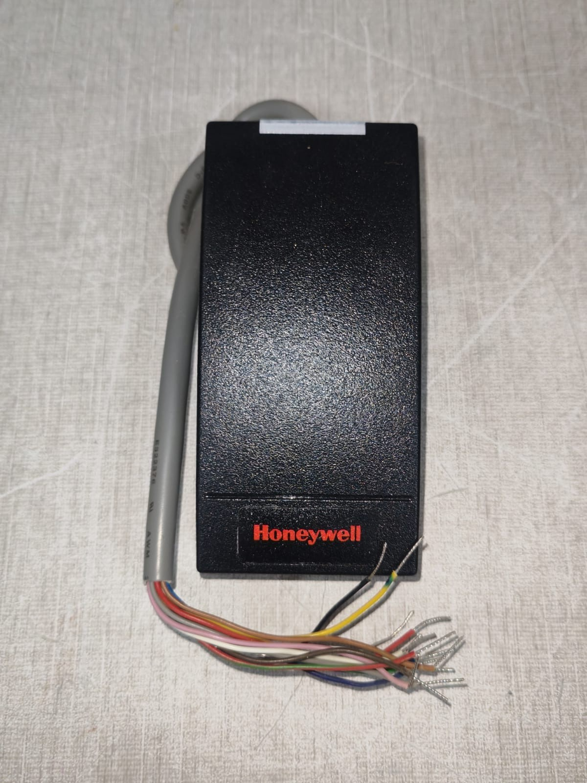 Honeywell OM30BHOND Honeywell OM30BHOND Omni Class 2.0 Smart Card Reader 4