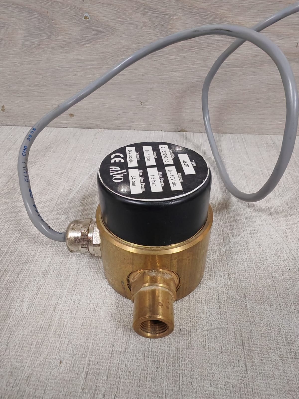 AXIO AXIO AX-LDPT482-V-1 AXIO AX-LDPT482-V-1 RANGE 0 TO 1 BAR 4
