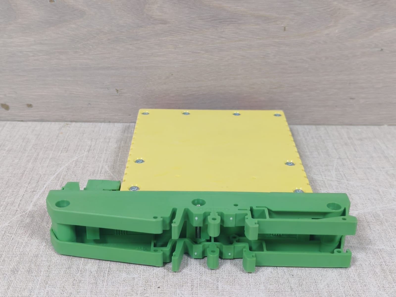 Firelec FS303 Firelec FS303 Redundant Safety Relay 9