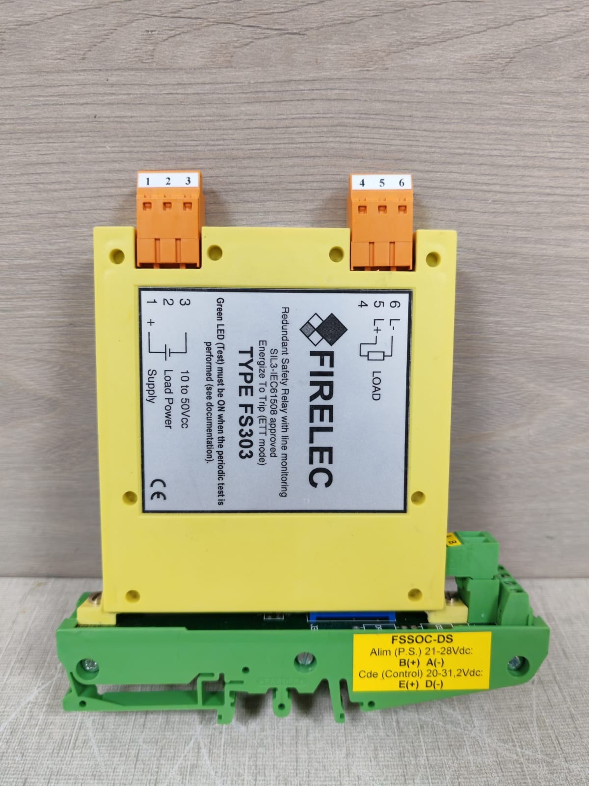 Firelec FS303 Redundant Safety Relay