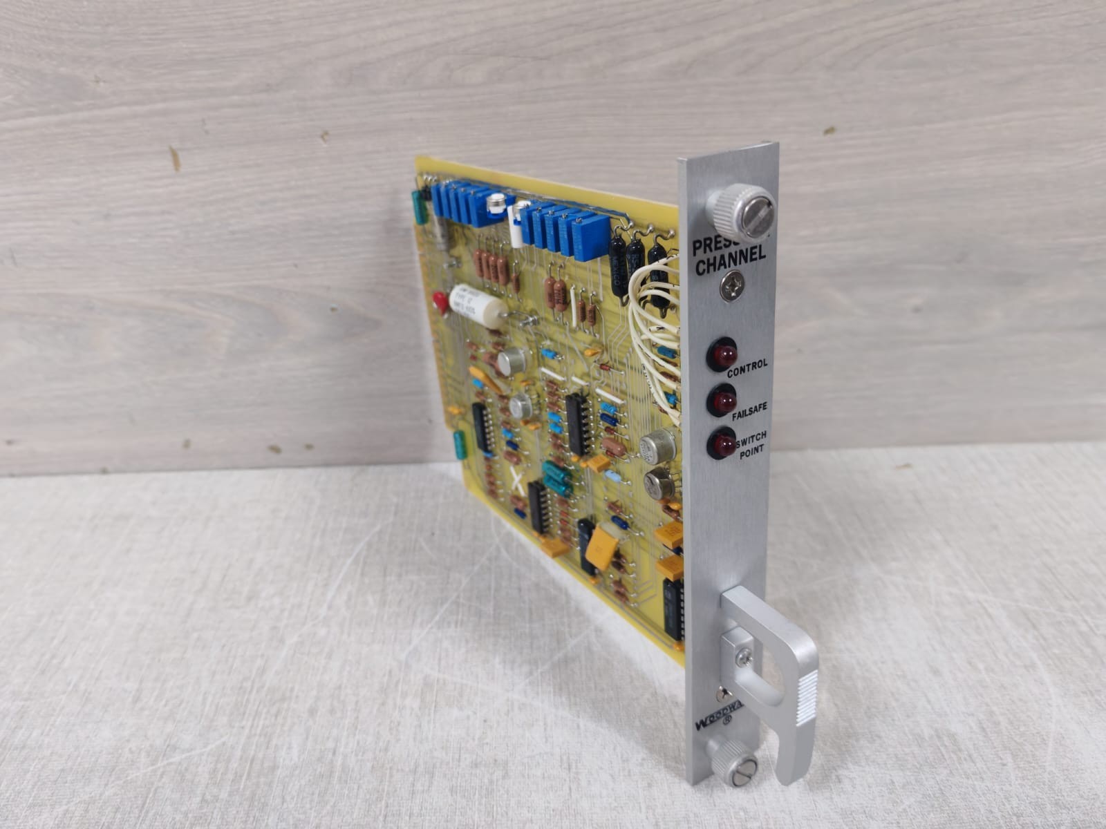 Woodward 5438-683 F Woodward 5438-683 F Pressure Channel Board 9