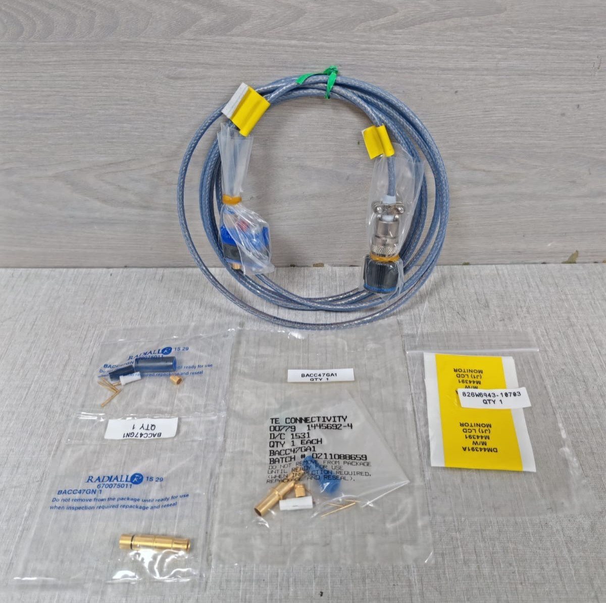 RADIALL B26W6943-110B CABLE 200151957 REV.A
