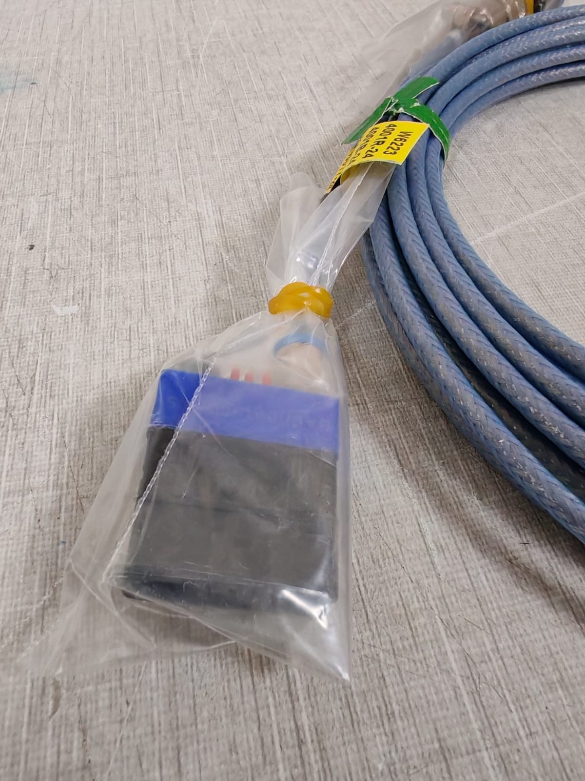 RADIALL 200151956 RADIALL B26W6223-126B CABLE 200151956 REV.A 4