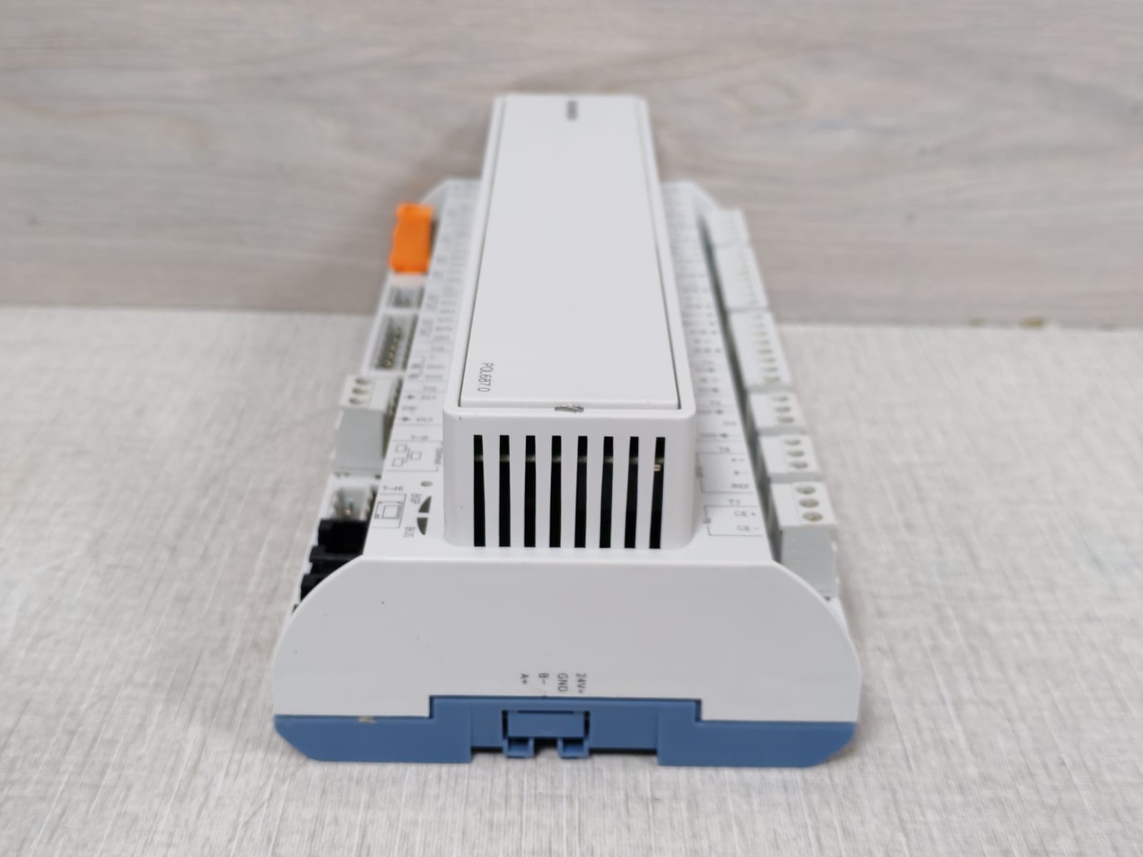 Siemens Siemens POL687 Siemens POL687.00/STD HVAC Controller 7