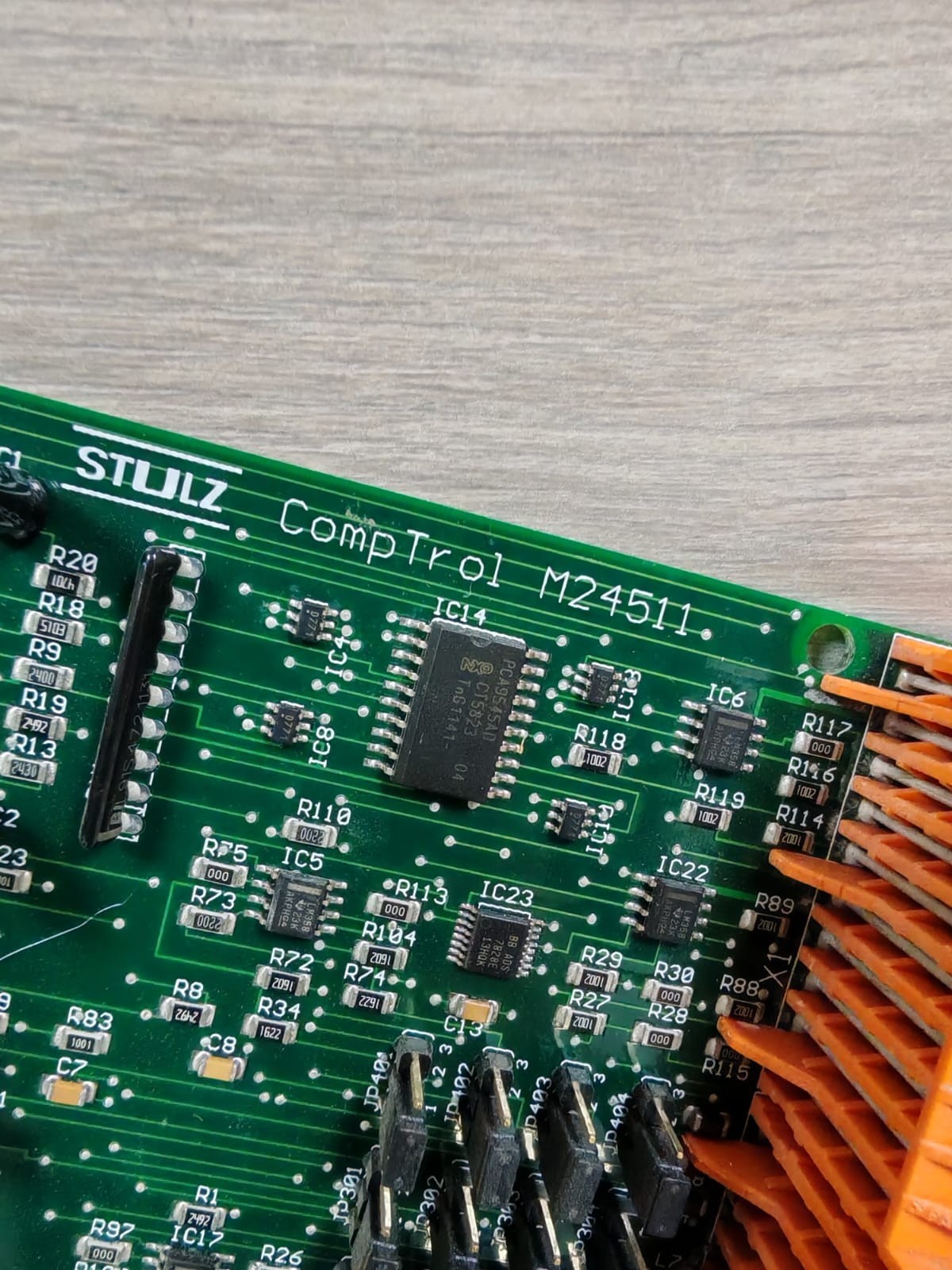 Stulz M24511 STULZ COMPTROL M24511 EXTENSION BOARD CARD 4