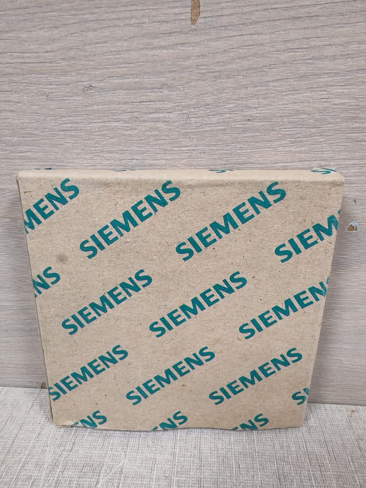 Siemens 5TG1 121-3 SIEMENS 5TG1 121-3 DELTA MIRO 8