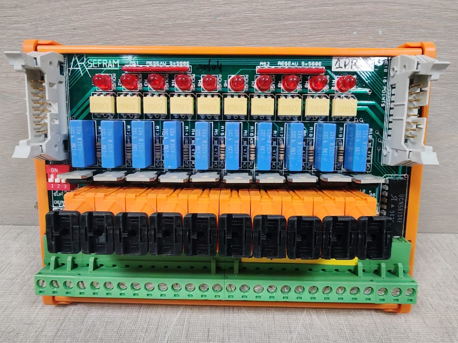 AR SEFRAM AC 04/93 AR SEFRAM SFX SDRTIE AC 04/93 V1.0 OUTPUT BOARD 2