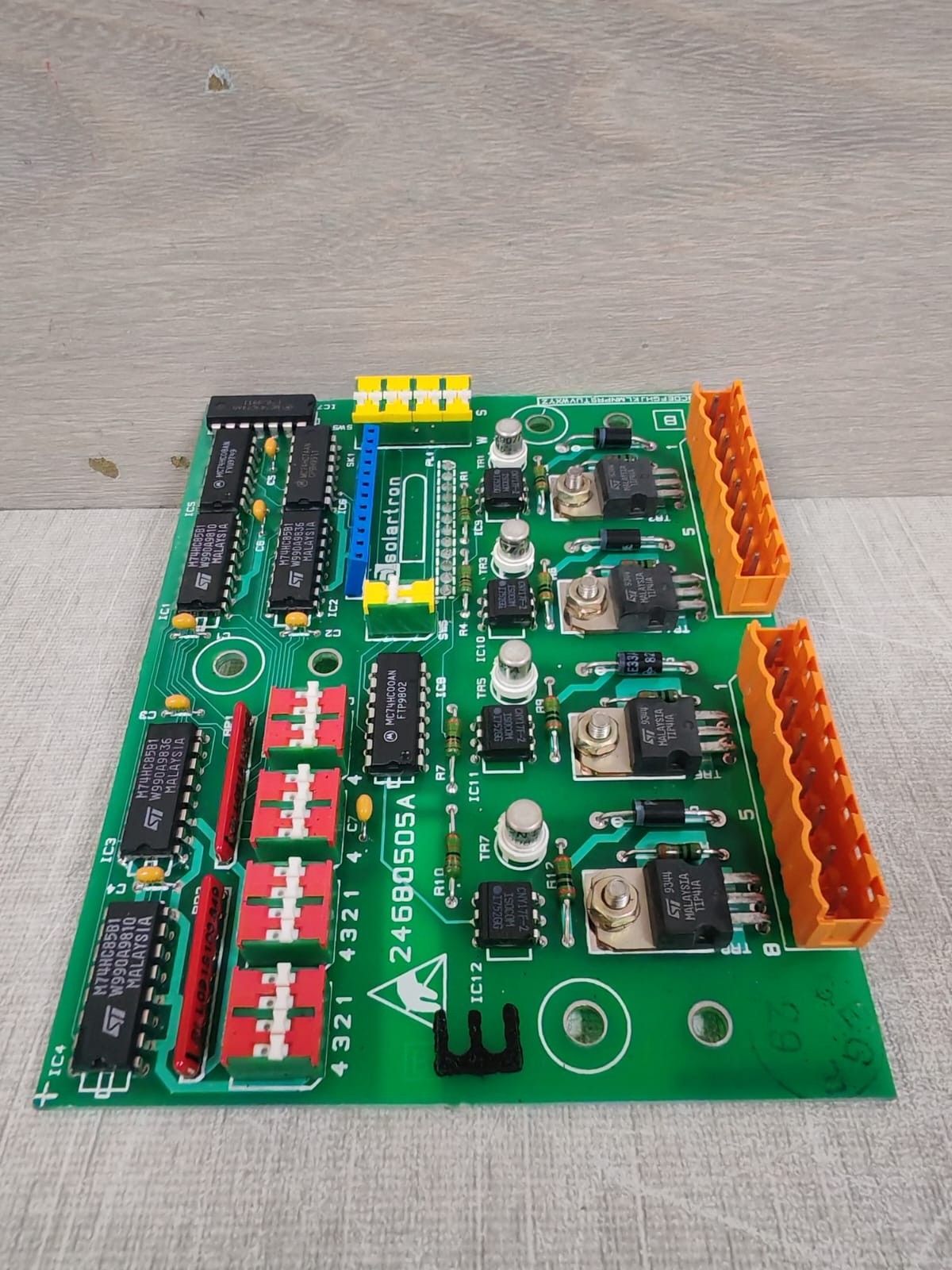 SOLARTRON 24680505A / 24689505A SOLARTRON 24680505A / 24689505A Printed Circuit Board 9