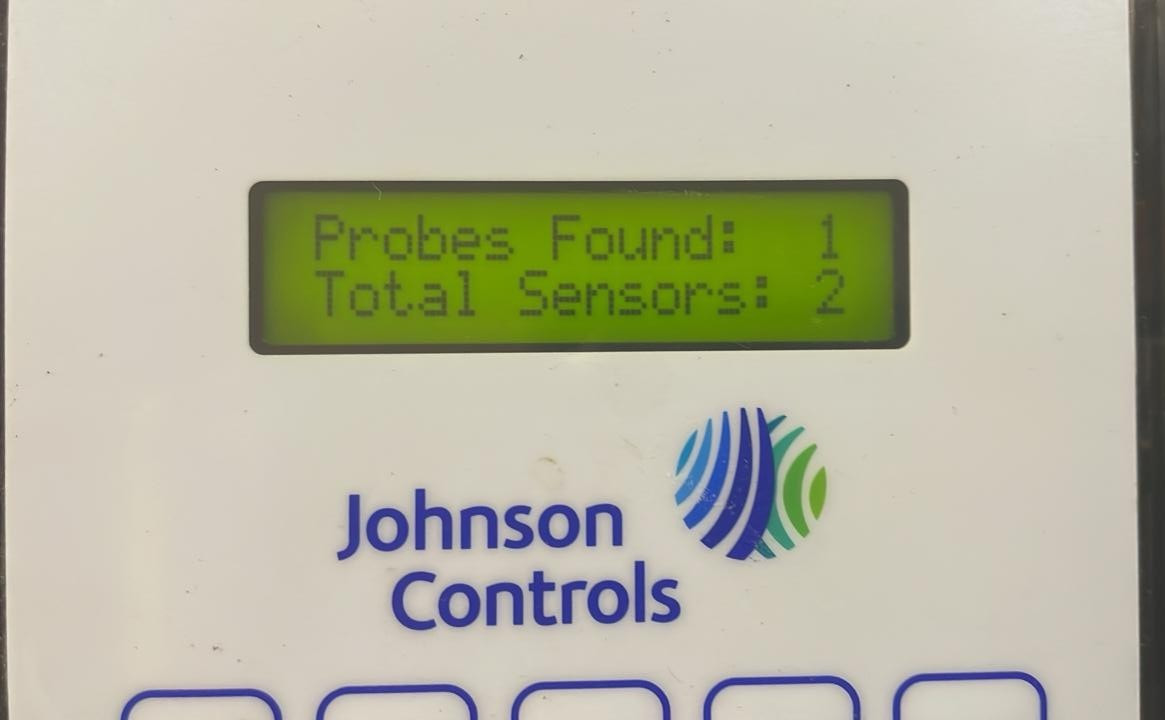 Johnson Controls AD-1272 VER. 1.6.3 JOHNSON CONTROLS AD-1272 VER. 1.6.3 THERMAL DISPERSION PROBE AIRFLOW 2