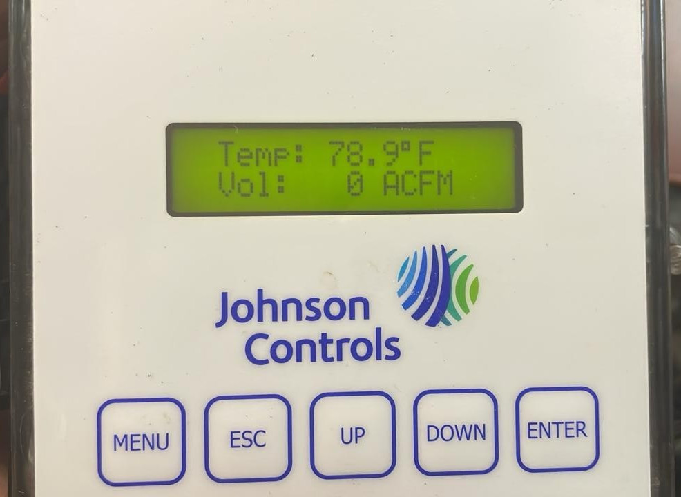 Johnson Controls AD-1272 VER. 1.6.3 JOHNSON CONTROLS AD-1272 VER. 1.6.3 THERMAL DISPERSION PROBE AIRFLOW 3