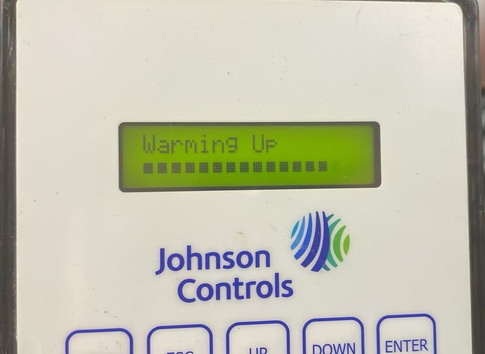 Johnson Controls AD-1272 VER. 1.6.3 JOHNSON CONTROLS AD-1272 VER. 1.6.3 THERMAL DISPERSION PROBE AIRFLOW 4