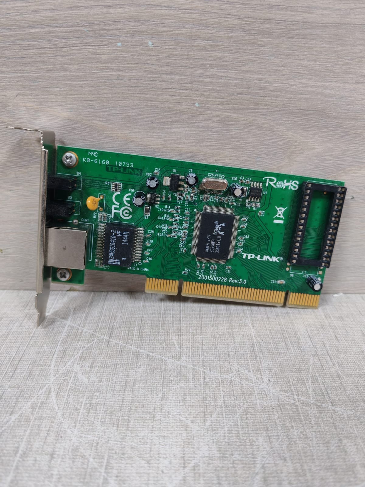 TP-LINK KB-6160 10753 TP-LINK TG-3269 VER: 3.3 KB-6160 10753 2