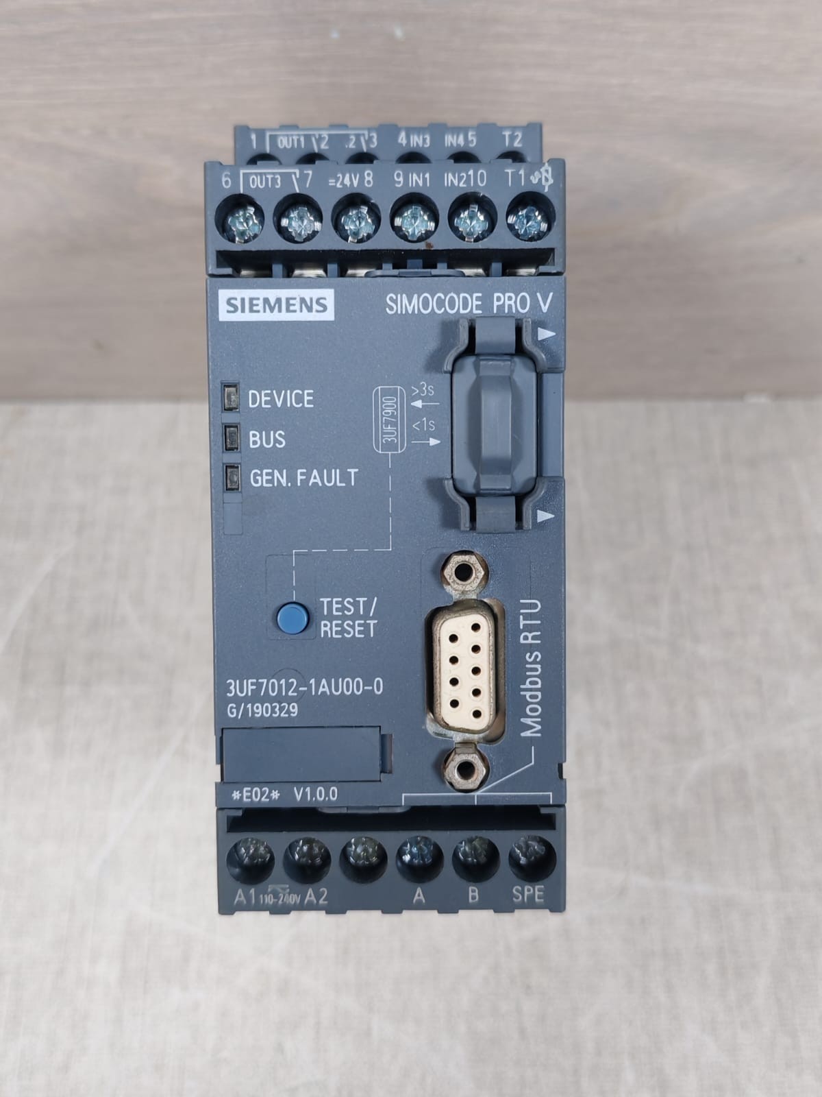 Siemens 3UF012-1AU00-0 Siemens 3UF012-1AU00-0 SIMOCODE PRO V 3