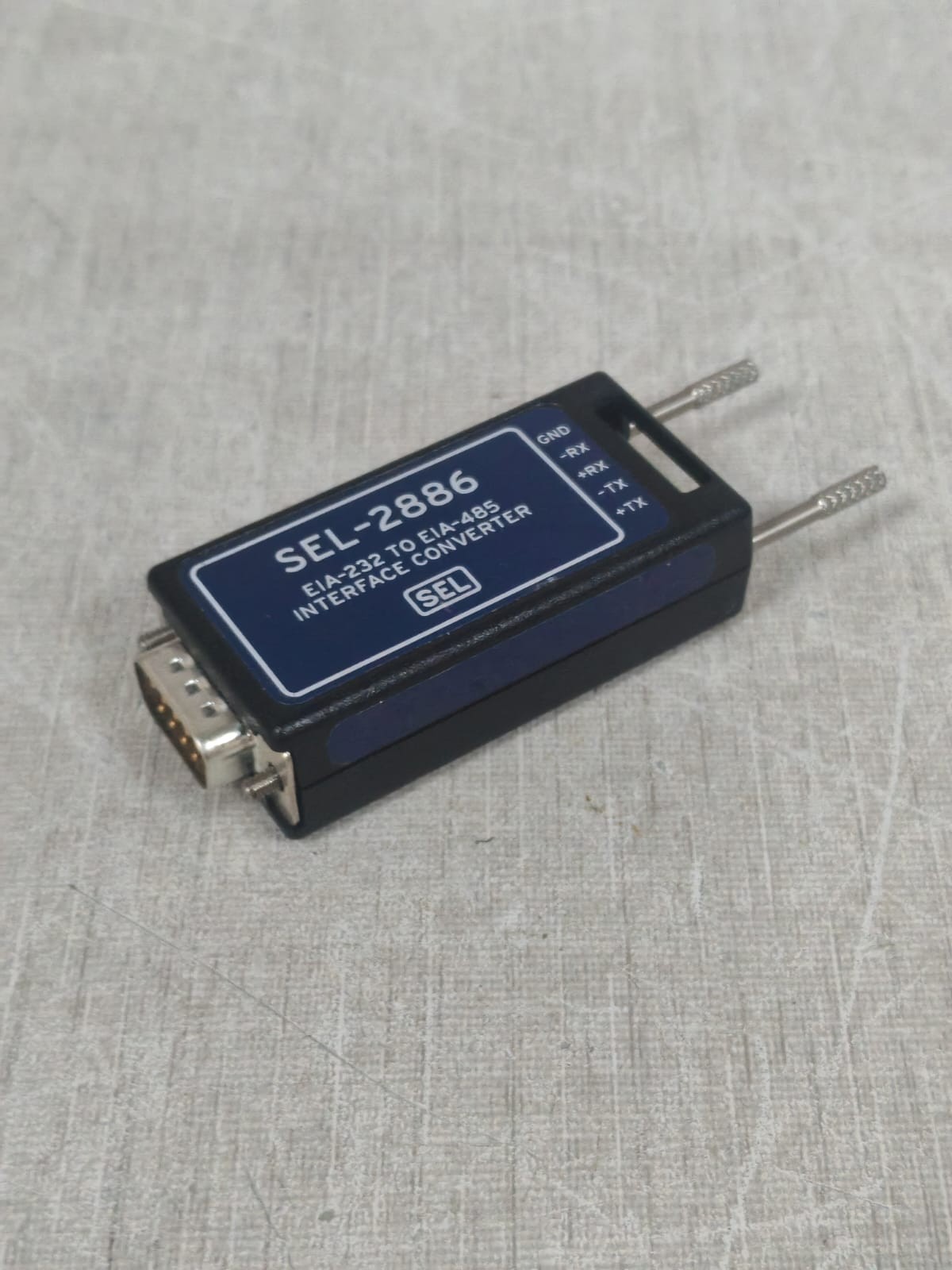 SEL SEL -2886 SEL -2886 EIA-232 TO EIA-485 INTERFACE CONVERTER 4