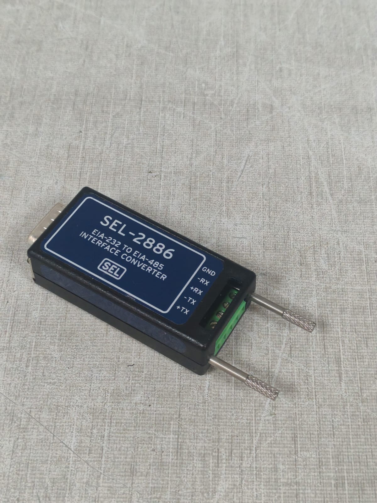SEL SEL -2886 SEL -2886 EIA-232 TO EIA-485 INTERFACE CONVERTER 5