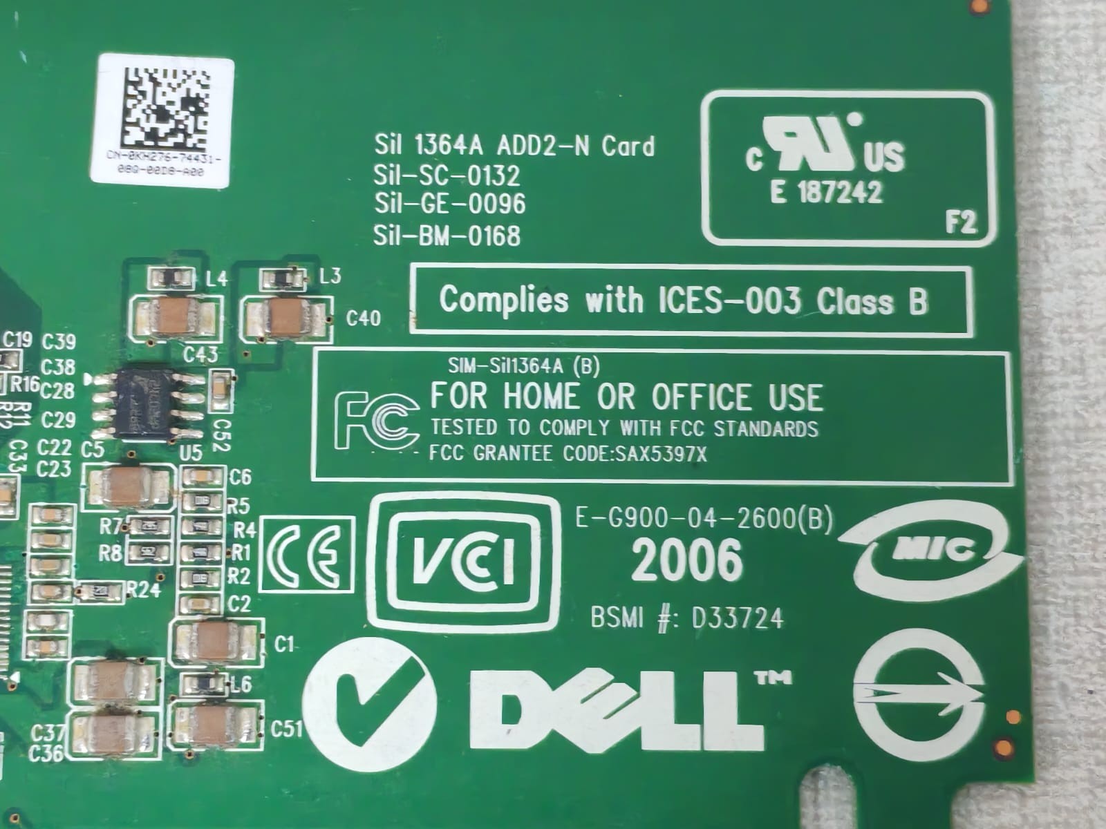 Dell E-G900-04-2600(B) DELL E-G900-04-2600(B) Digital Visual Interface 3